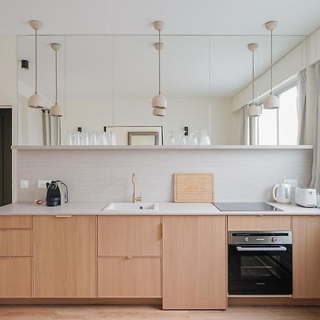 Appartement Moderne Et Chic Proche Tour Eiffel Paris Exteriör bild
